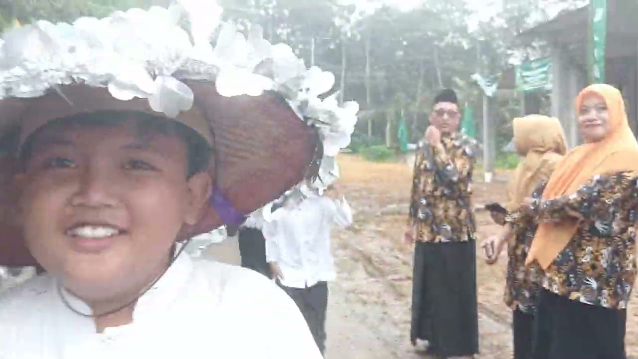 Peserta dari SDN 1 Tanggunggunung pawai ta'aruf menyambut bulan suci Ramadhan 1447/2026 ,10-2-2026