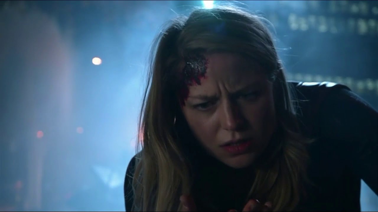 Supergirl vs Reign  - Rise