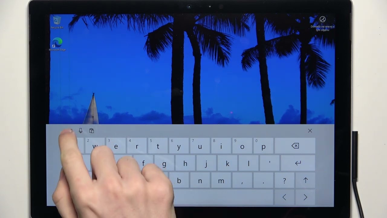 Как активировать экранную клавиатуру на MICROSOFT Surface Pro 5