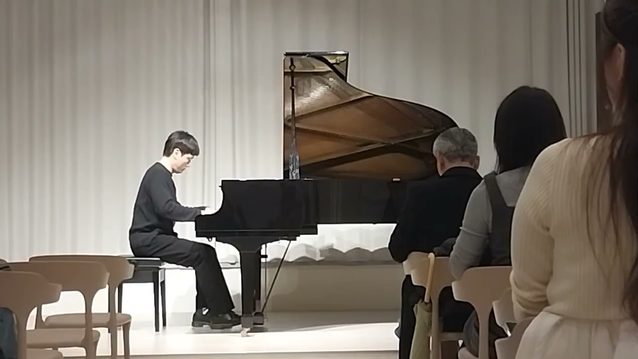 Chopin: Polonaise Op.26 No.1