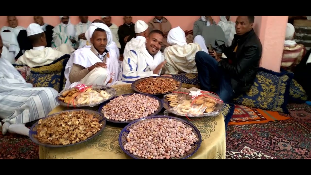 فن الرسمة بقبيلة السفلات بني علي #زاكورة الشيخ زكرياء#rkoba #rsma #zagora