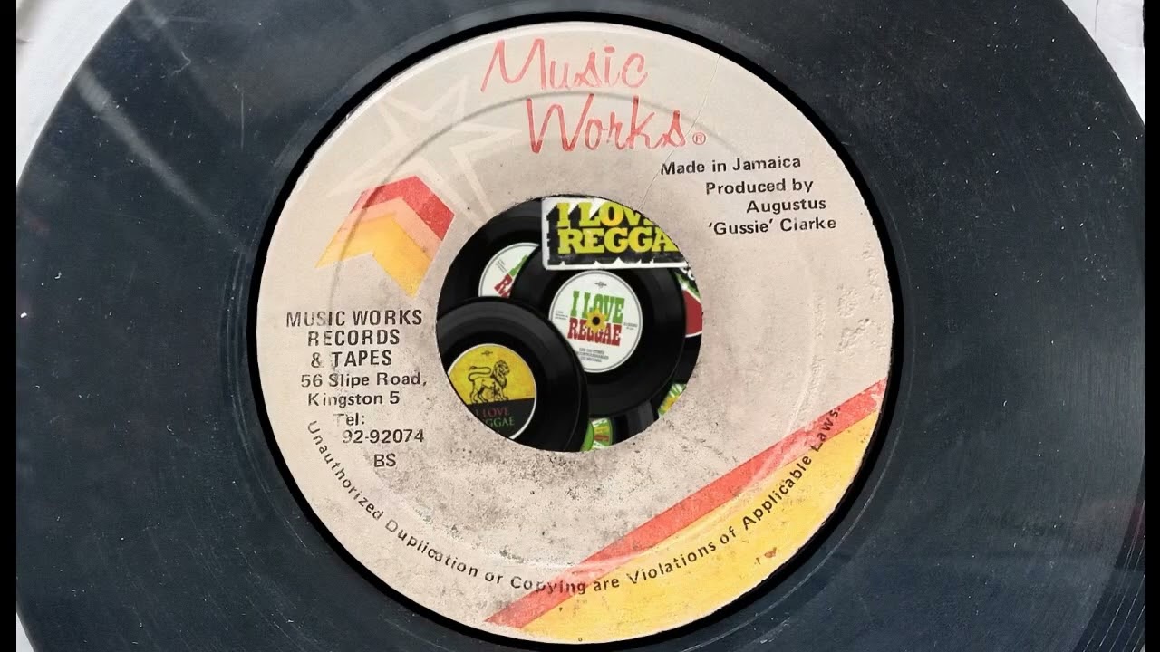 The Mighty Diamonds - Wise Son / Version