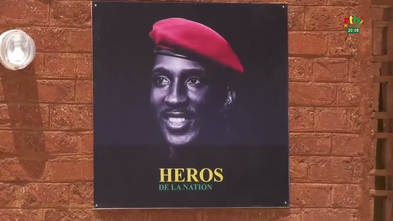 Une visite guidée du mausolée Thomas Sankara et de ses douze (12) compagnons