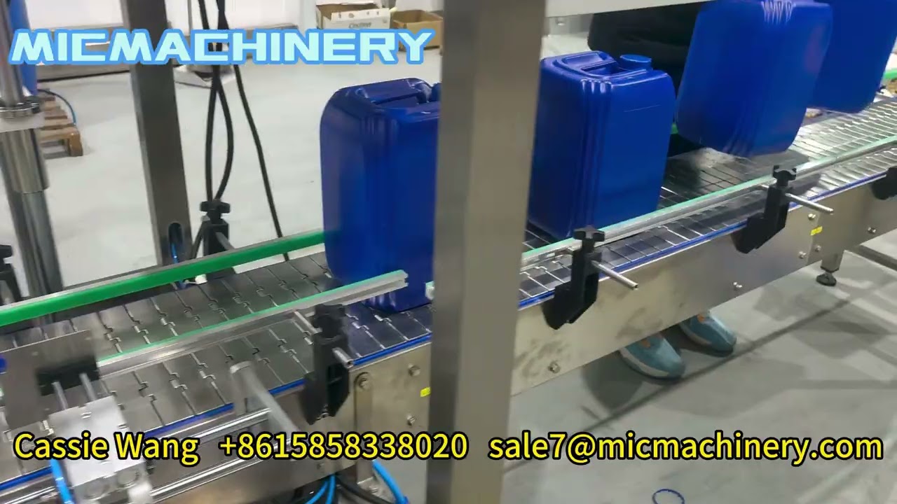 Automatic 4 Nozzles Servo Gear Pump Filling Machine and Single Head Claw Type Capping Machine 5-20L
