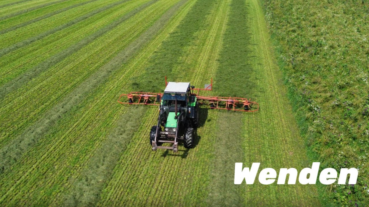 Deutz Fahr mit Kuhn GF 8501 MHO Wender beim Wenden