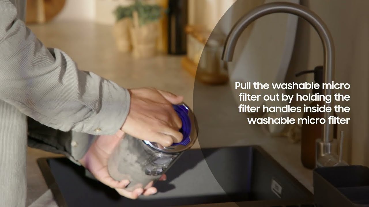 How To Clean A Vacuum Cleaner | Samsung Jet™ 90 Vacuum | Samsung UK