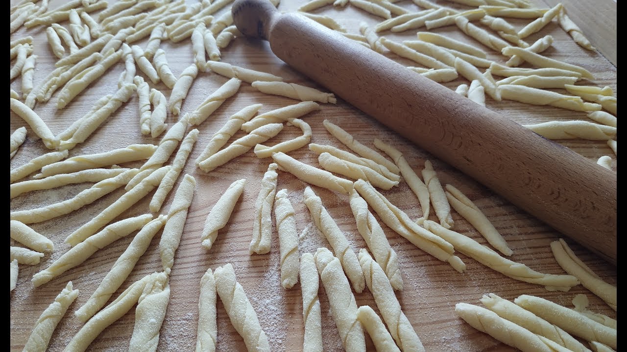 STROZZAPRETI / MINCHIAREDDRI FATTI IN CASA