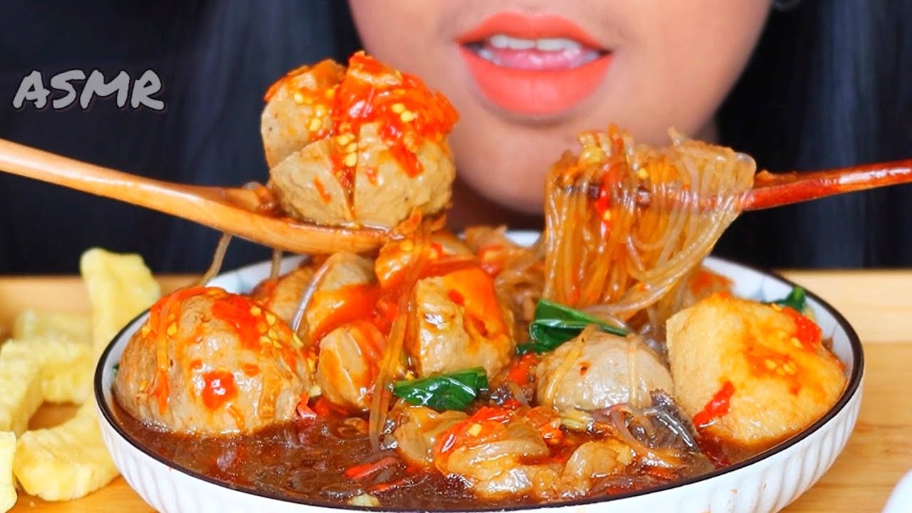 ASMR BAKSO ||MUKBANG INDONESIA #ASMR #asmrsounds #eatingsounds #bakso #baksopedas