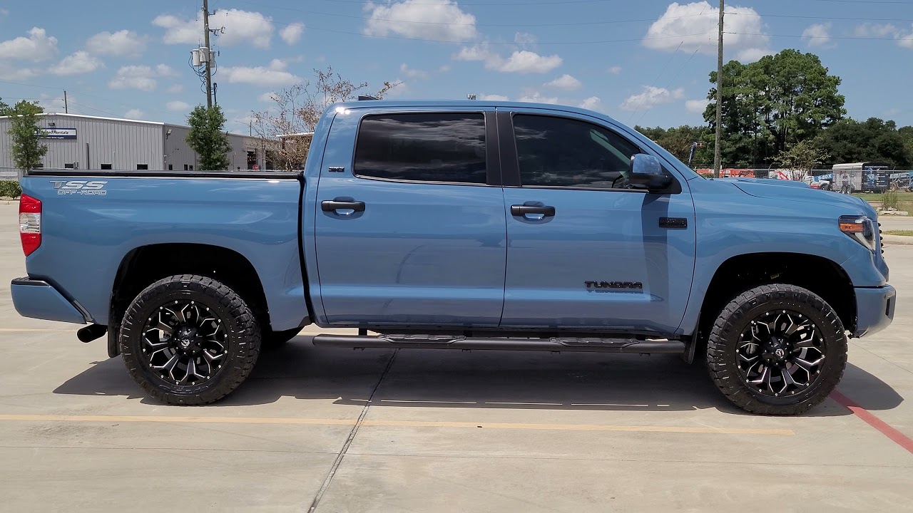 New Bilstein UCA/6112/5100 suspension lift on my 2021 Cavalry blue Tundra Crewmax.