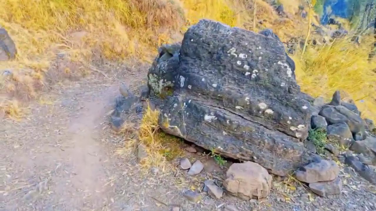 خطرناک پہاڑی راستہ 🚗🌲 | کشمیر کا اصل حسن | Full Vlog