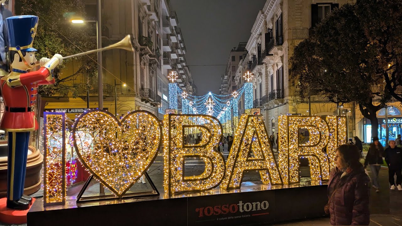 Christmas in Bari: Markets & Lights...