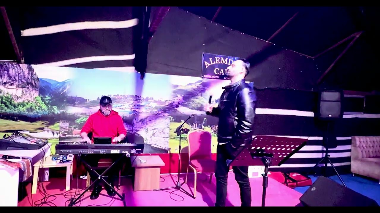 Ramazan Taşkın Arabeskçi harıka.