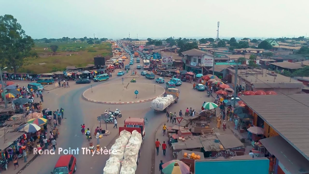 Vue Aérienne Sur Le Rond-point THYSTERE _Pointe-Noire. CONGO Vlog #242