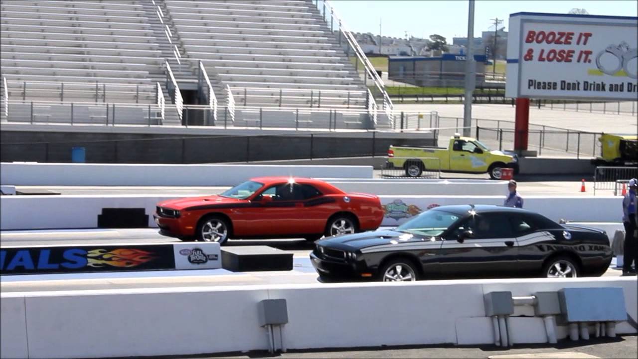 Challenger R/T 6-Speed vs. Automatic
