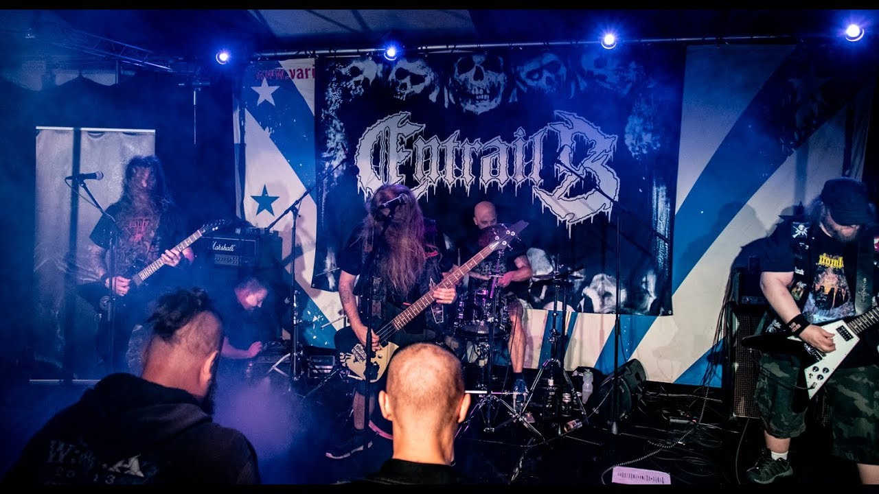 Entrails - Crawling Death (Live)