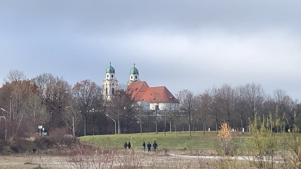Walking in Munich  - Berg am Laim Pt. 1 - 4K HDR