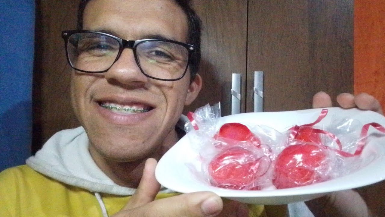 ASMR morango do AMOR (eating sounds) #asmr #eatingsounds