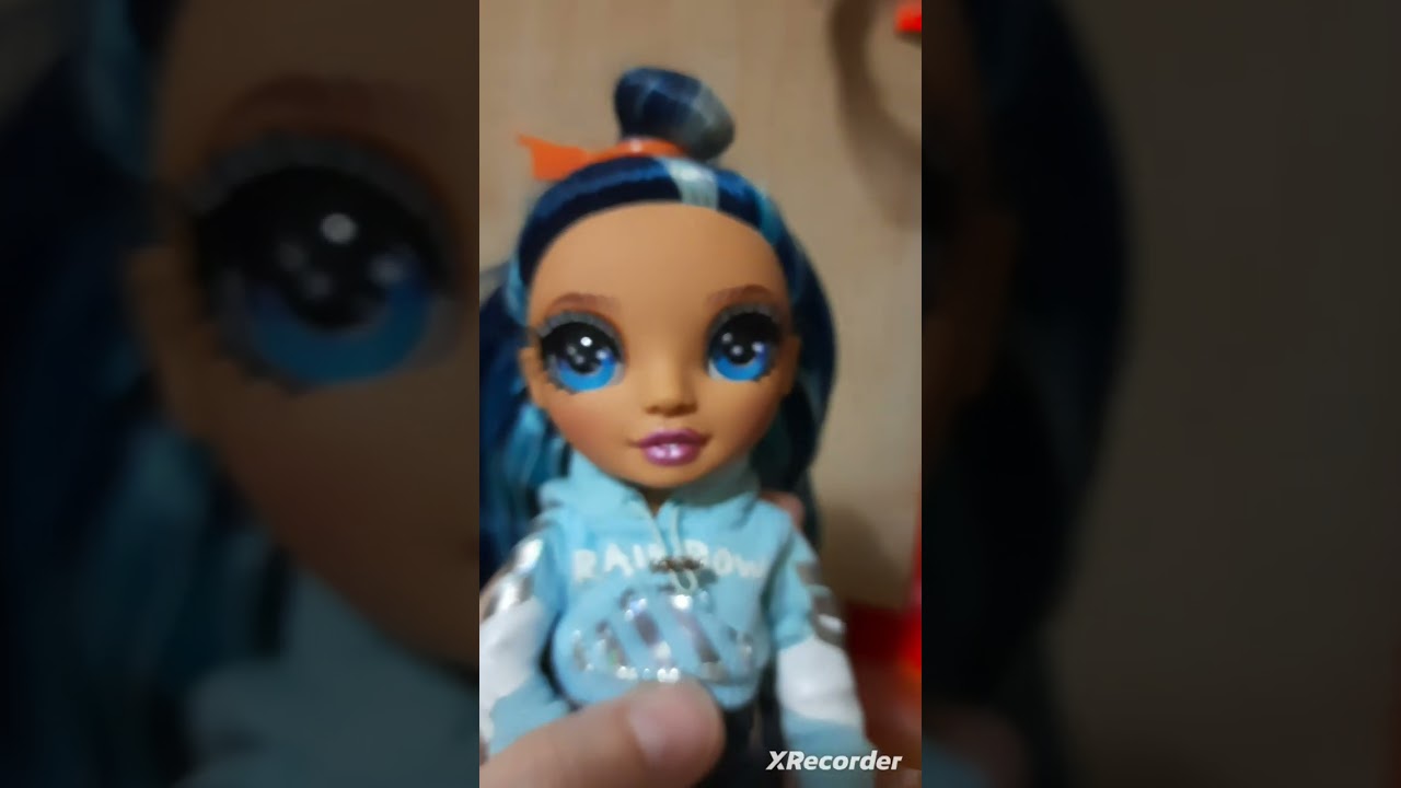 Кукла Rainbow High Junior Скайла Бредшоу
