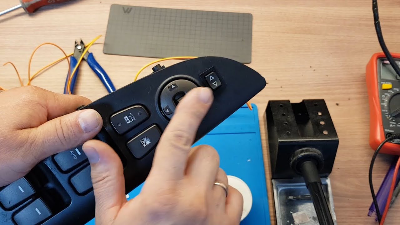 FOLDING MIRRORS BUTTON / КНОПКА СКЛАДЫВАНИЯ ЗЕРКАЛ