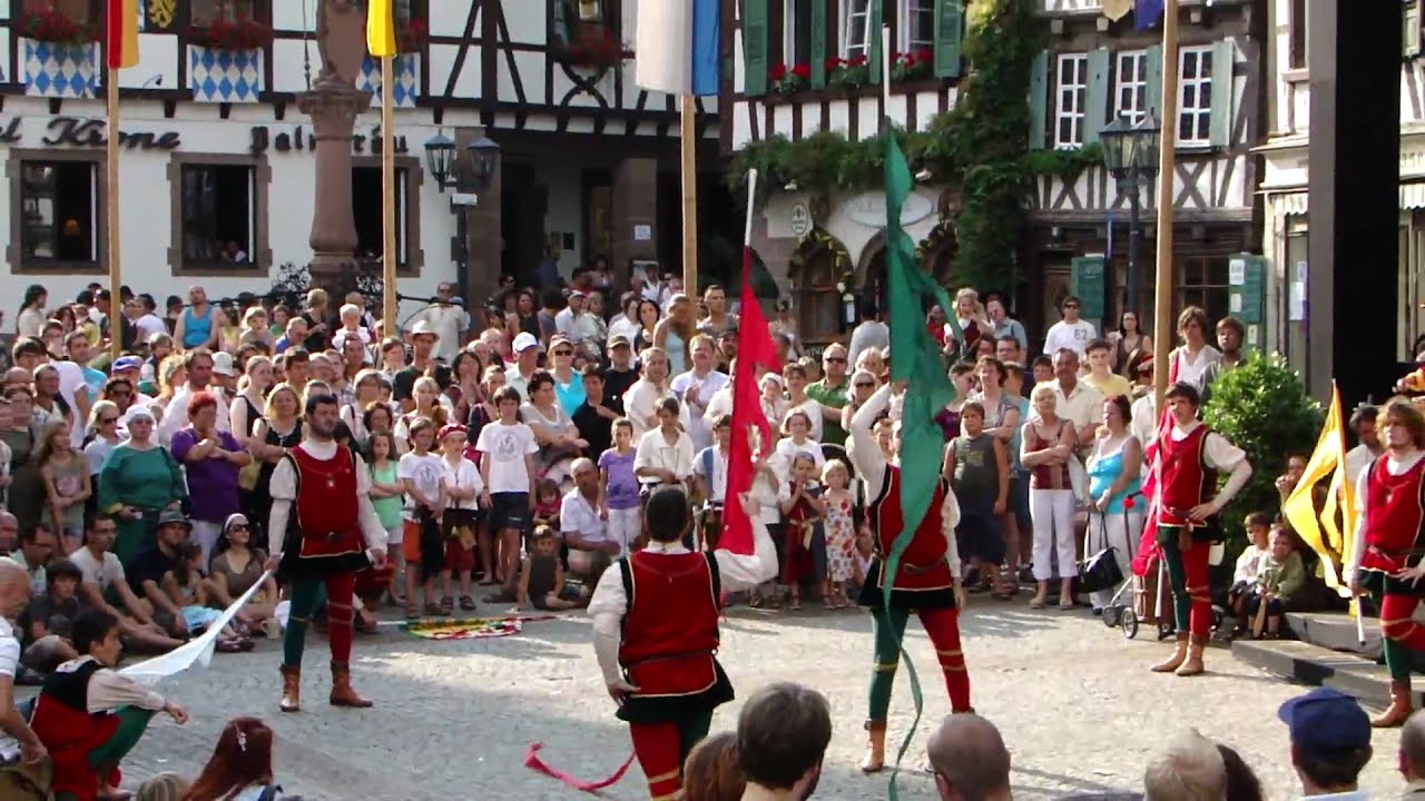 Peter und Paul Fest Bretten - Fahnenschwinger Contrada della Corte (Italien) - 04.07.10 Bretten