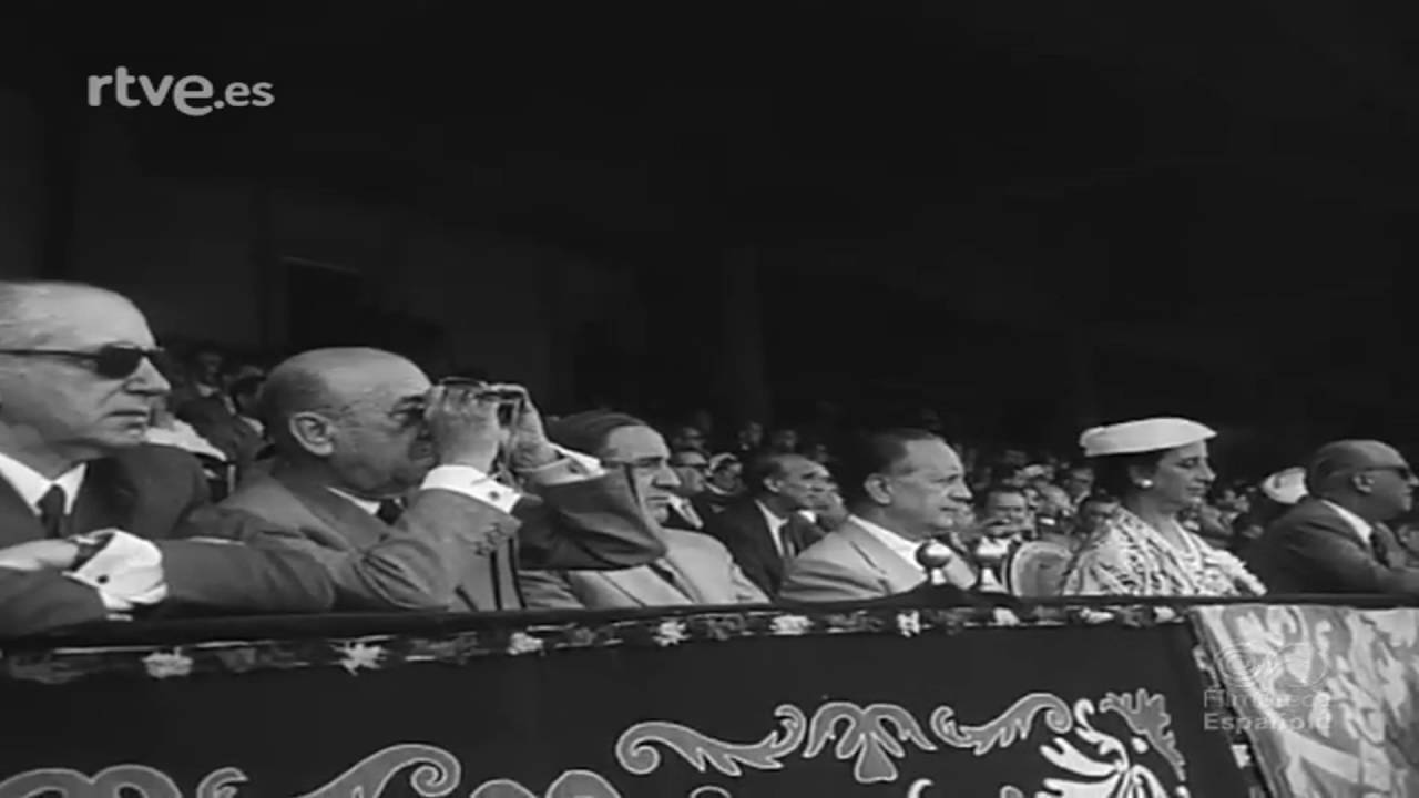 Valencia 3 - Barcelona 0 - Copa del Generalísimo 1954 - Archivo Nodo