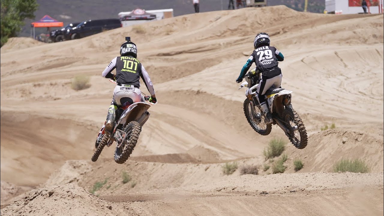 The battle of 2strokes going at it on the vet!!😂💪🏽🔥🔥🔥 