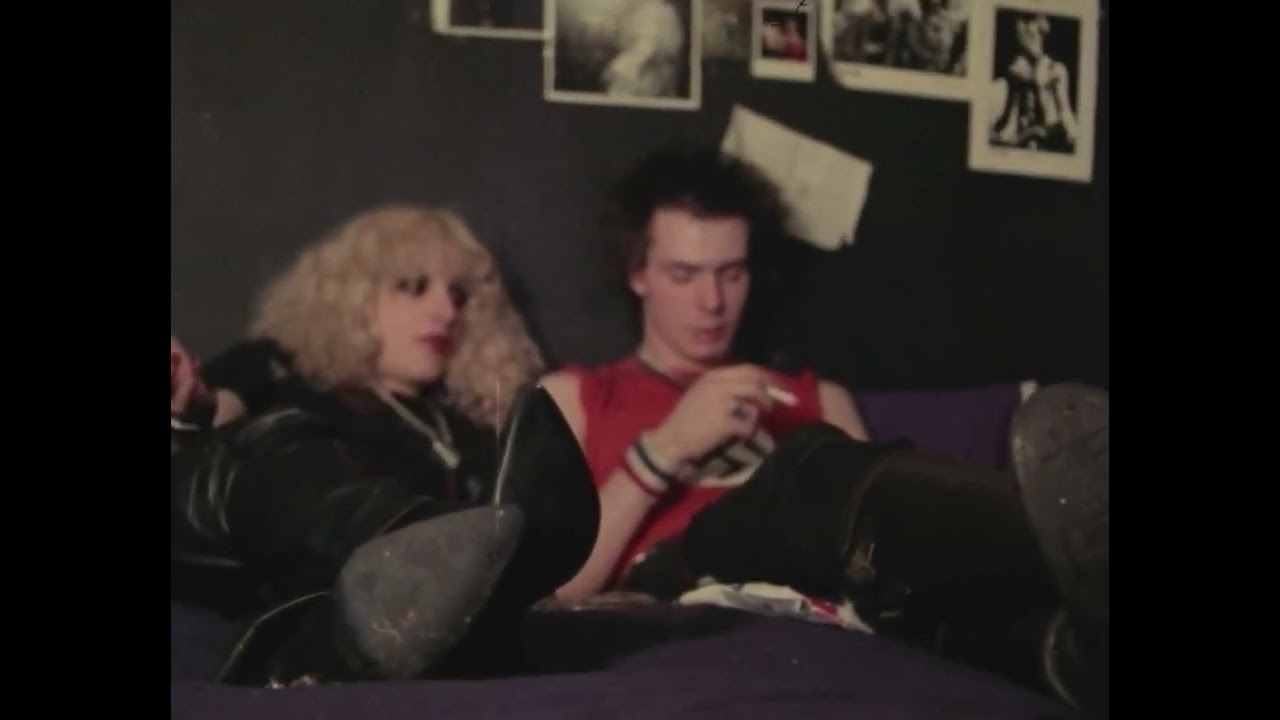 (FULL) Sid and Nancy Bedroom Interview, High Quality (1978)