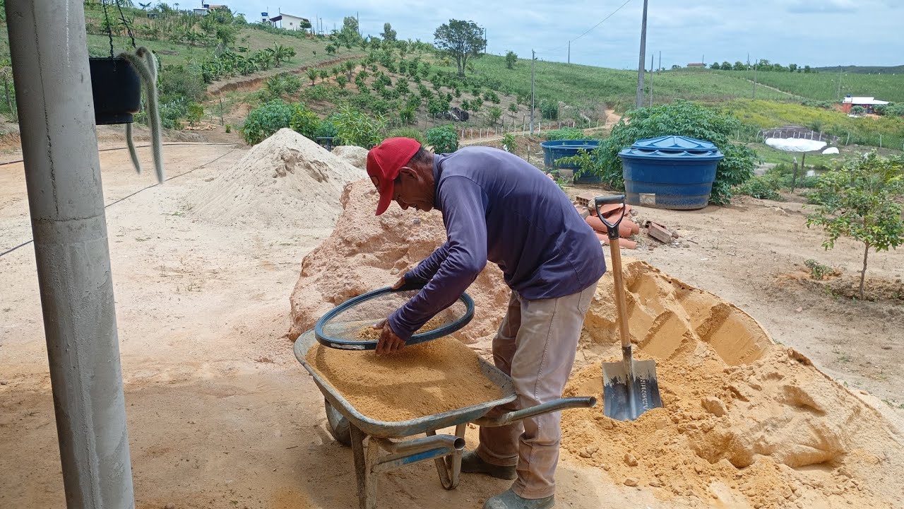 O TRABALHO CONTINUA E A SAUDADE TAMBÉM