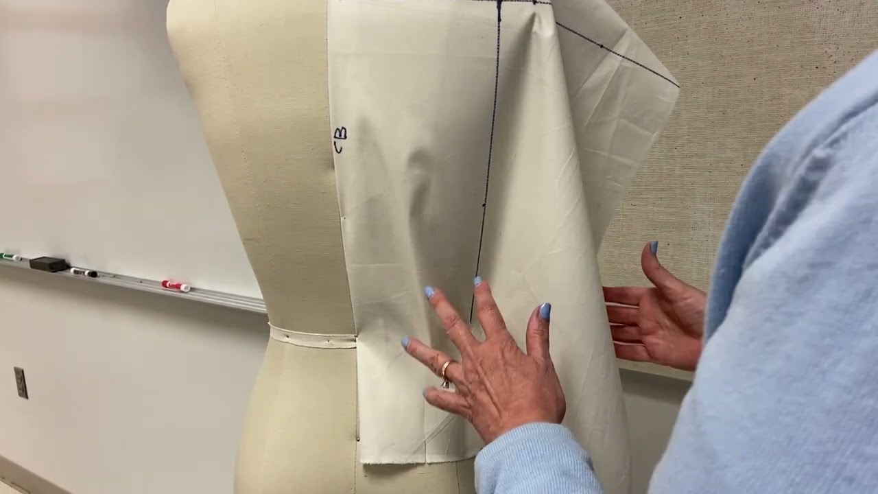 Bodice Back Part 2   Balancing and Darts