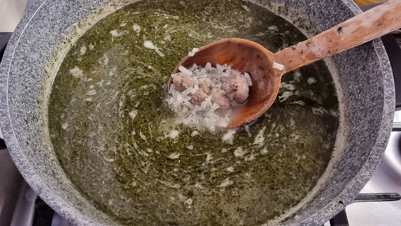 Köfteli çorba. O kadar güzel ki!! Asla bir tabak yetmeyecek👏
