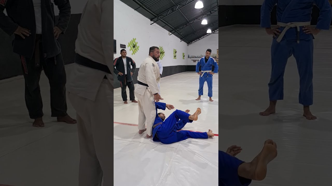 QUEDA F&Aacute;CIL COM DESEQUIL&Iacute;BRIO - JUD&Ocirc; E JIU-JITSU FEUBJJ