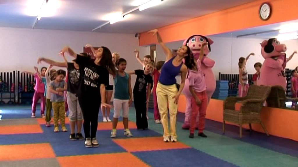 Hanka Kynychová a Pigy cvičí s dětmi 8. díl