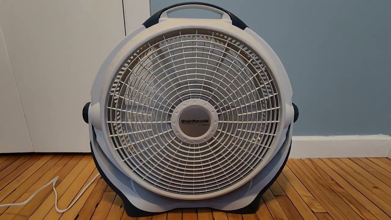 Showing how this wind machine floor fan works