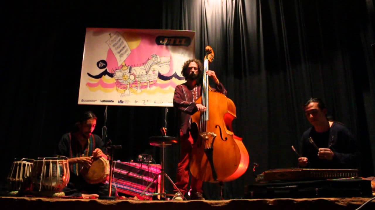 Santur Trio 1er festival de jazz MDP -3- (Contrabajo, Santur Persa y Percusi&oacute;n)