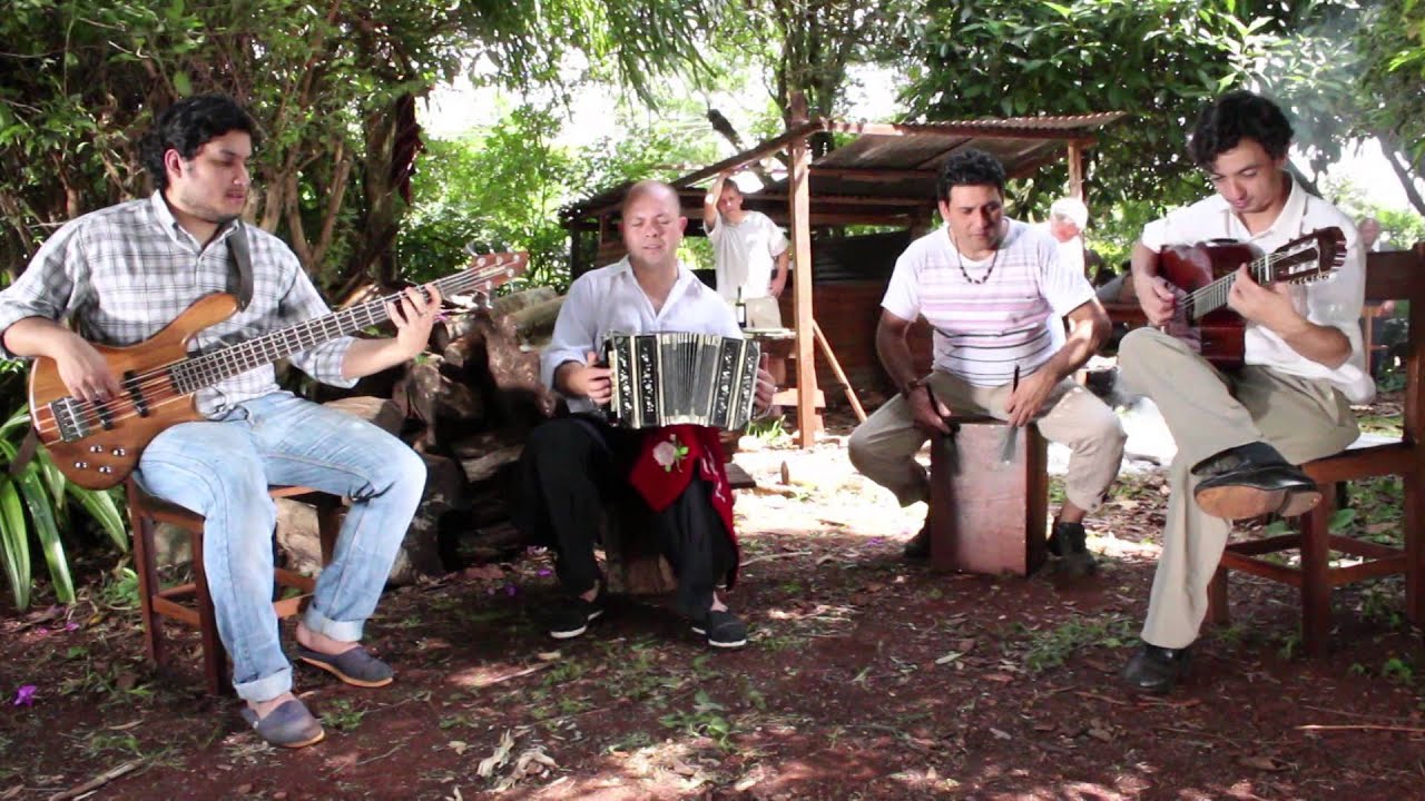 Tropero y Acordeonista - Los Hermanos Nuñez