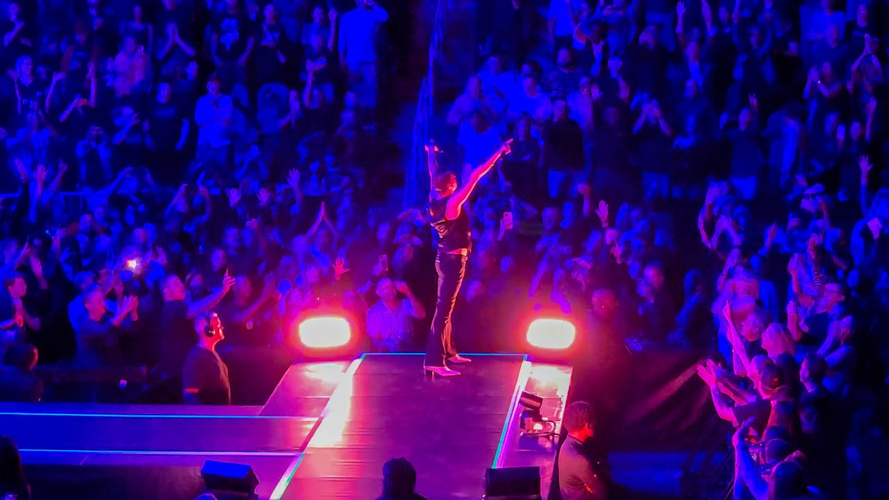 DEPECHE MODE at State Farm Arena in Atlanta, GA - HIGHLIGHTS (Oct 15, 2023)