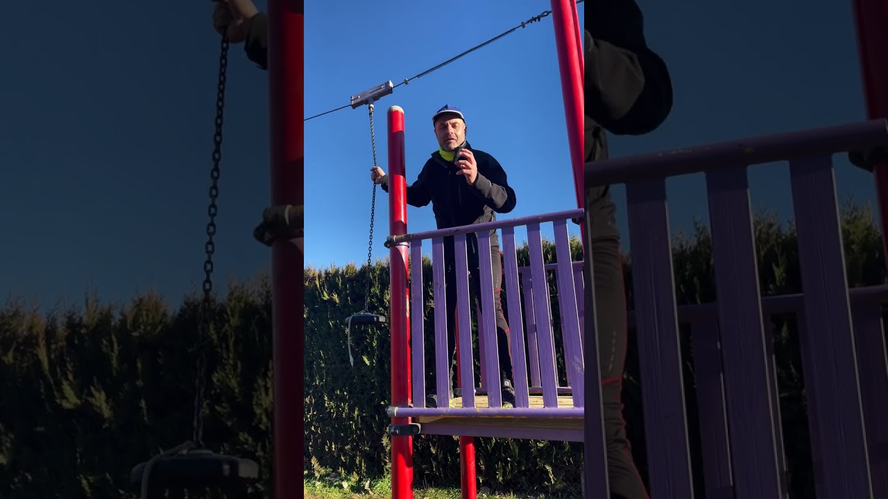 Camping Gran Sol con 2 parques infantiles uno con Tirolina para todas las edades