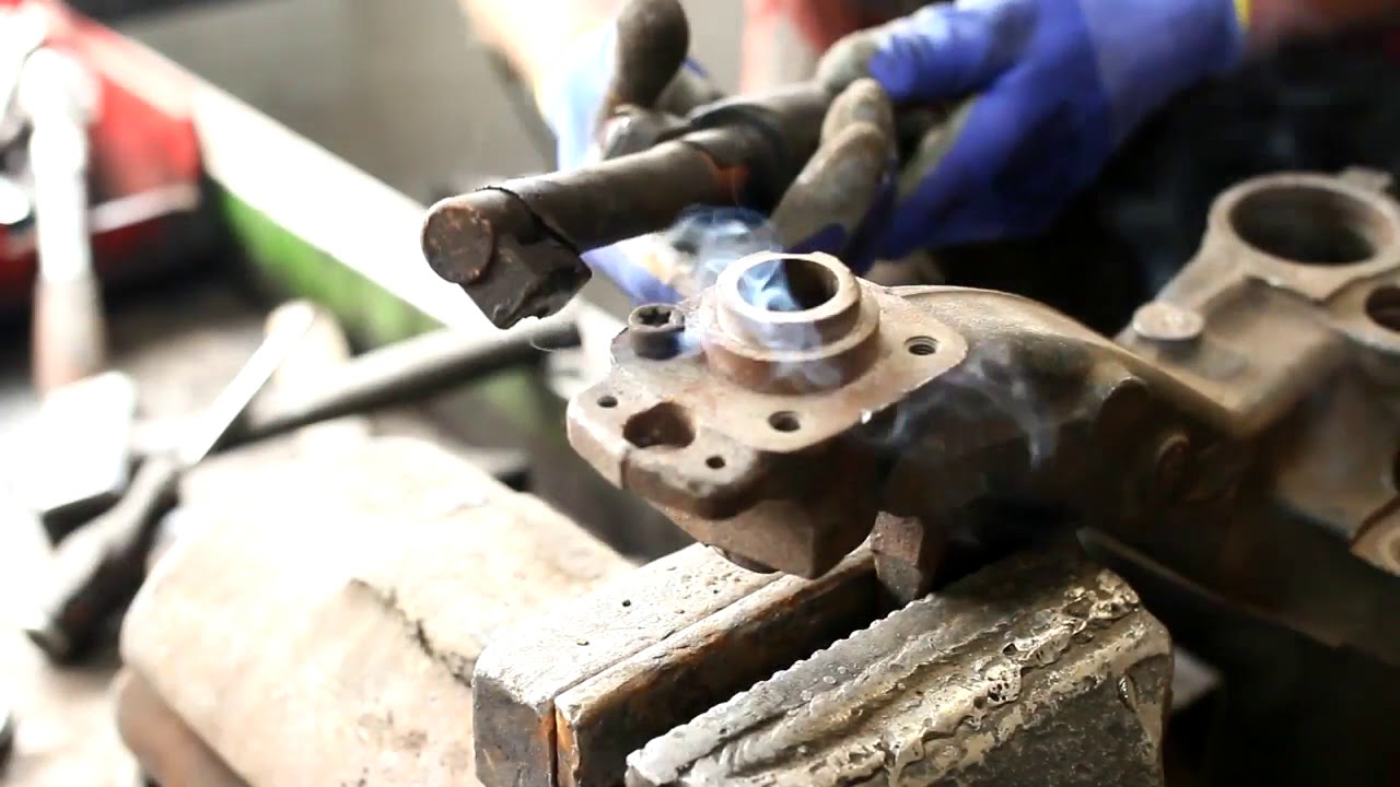 Démontage du train arrière Peugeot 206