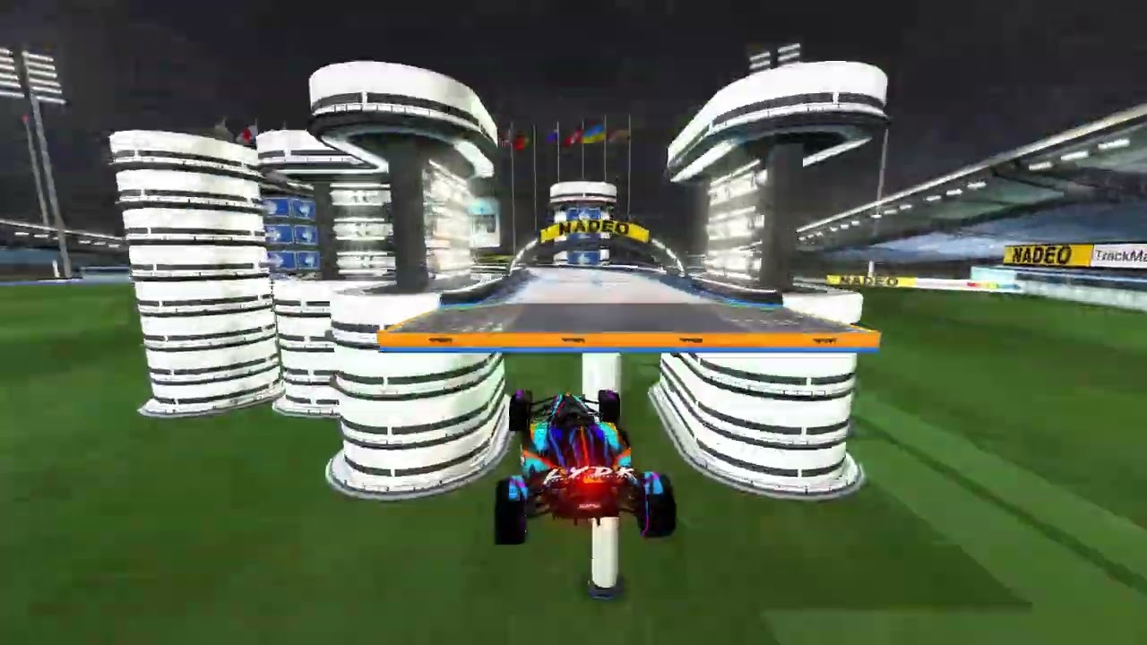 Trackmania - First Live Dedi