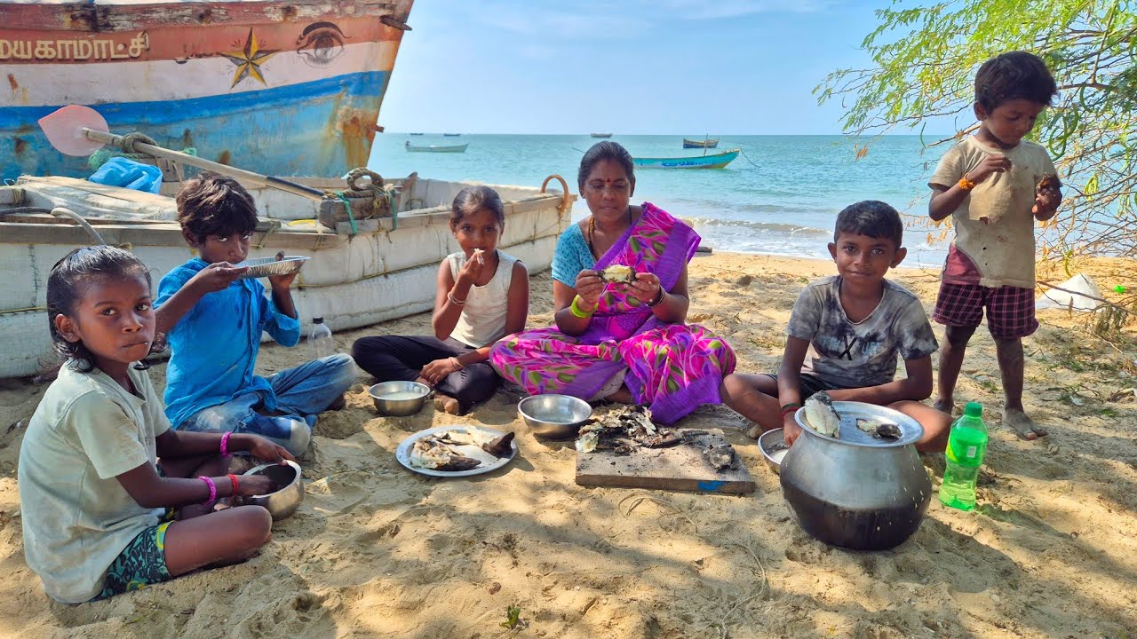கடற்கரை அருகில் பழைய கஞ்சிக்கு மீன் சுட்டு சாப்பிட்டோம் அருமையா இருந்துச்சு