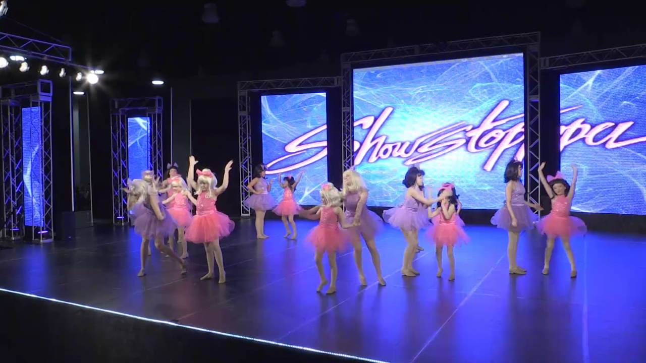 Hairspray dance production