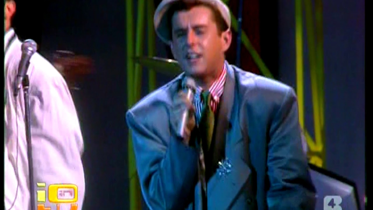 Frankie Goes To Hollywood - Relax (Azzurro 1984)