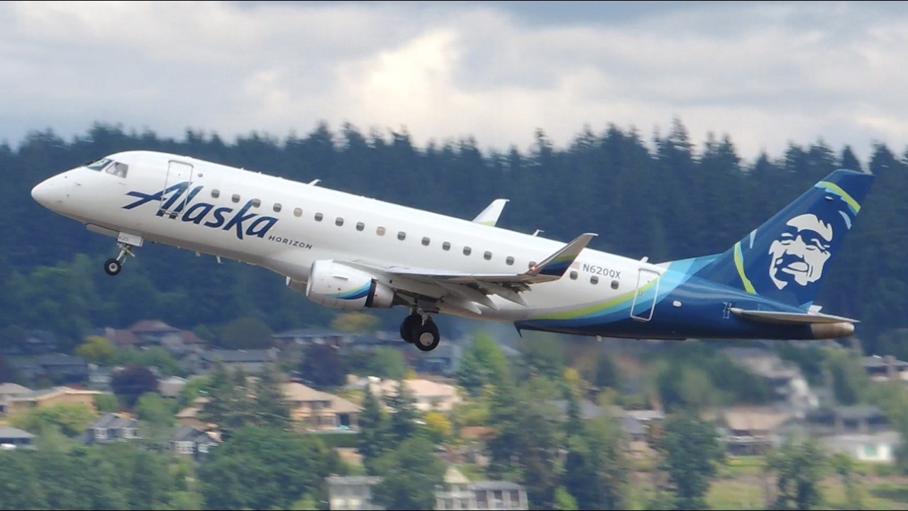 Alaska (Horizon) Embraer ERJ-175 [N620QX] takeoff from PDX