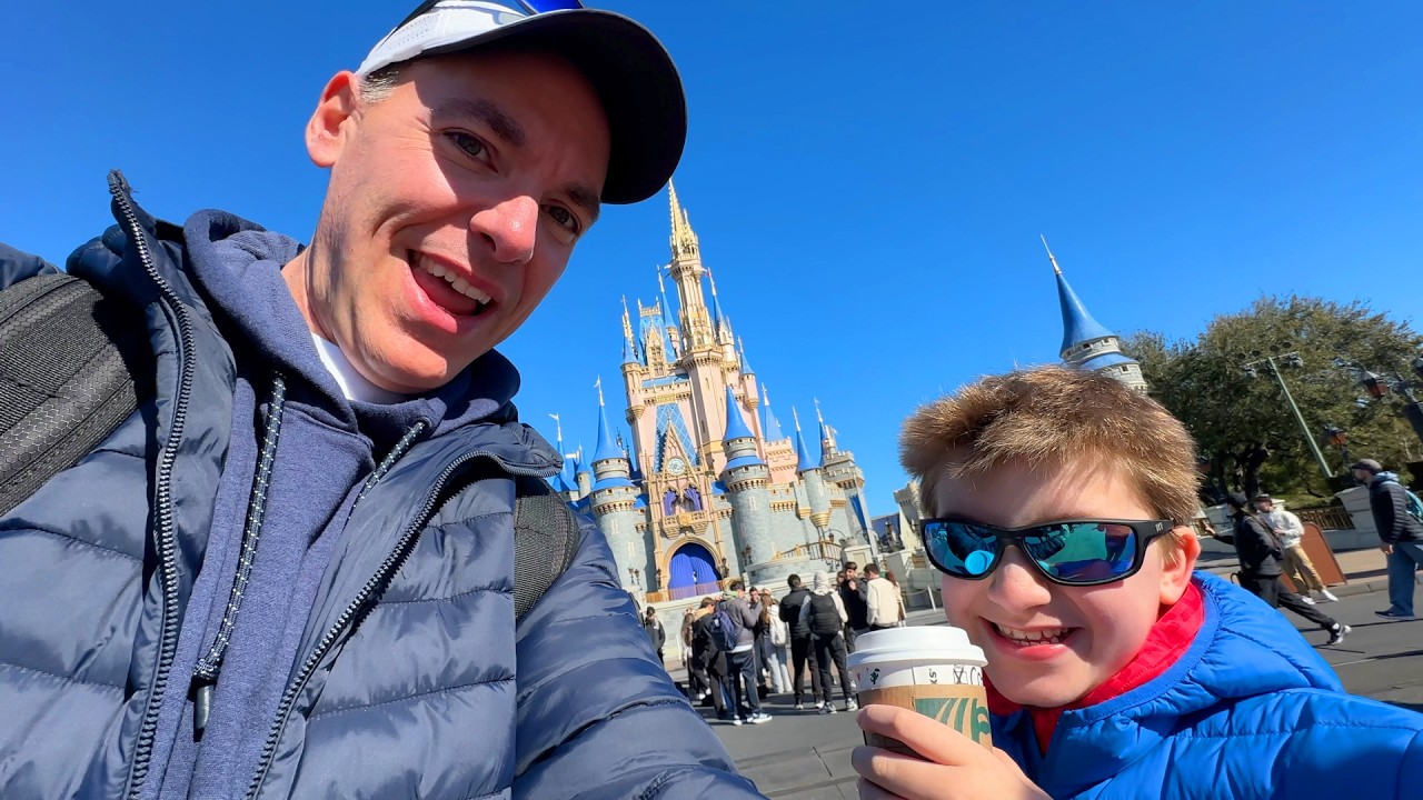 Selfies & Starbucks at Magic Kingdom