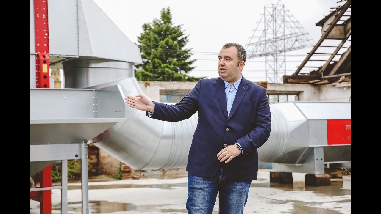 Dorin Berke prezinta uscatorul mobil si silozurile produse de compania finlandeza Antti Teollisuus