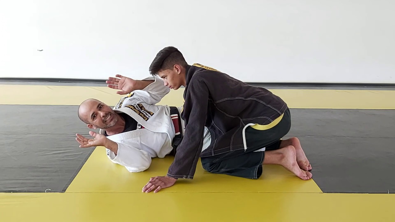 SER AMASSADO NA MEIA GUARDA NUNCA MAIS