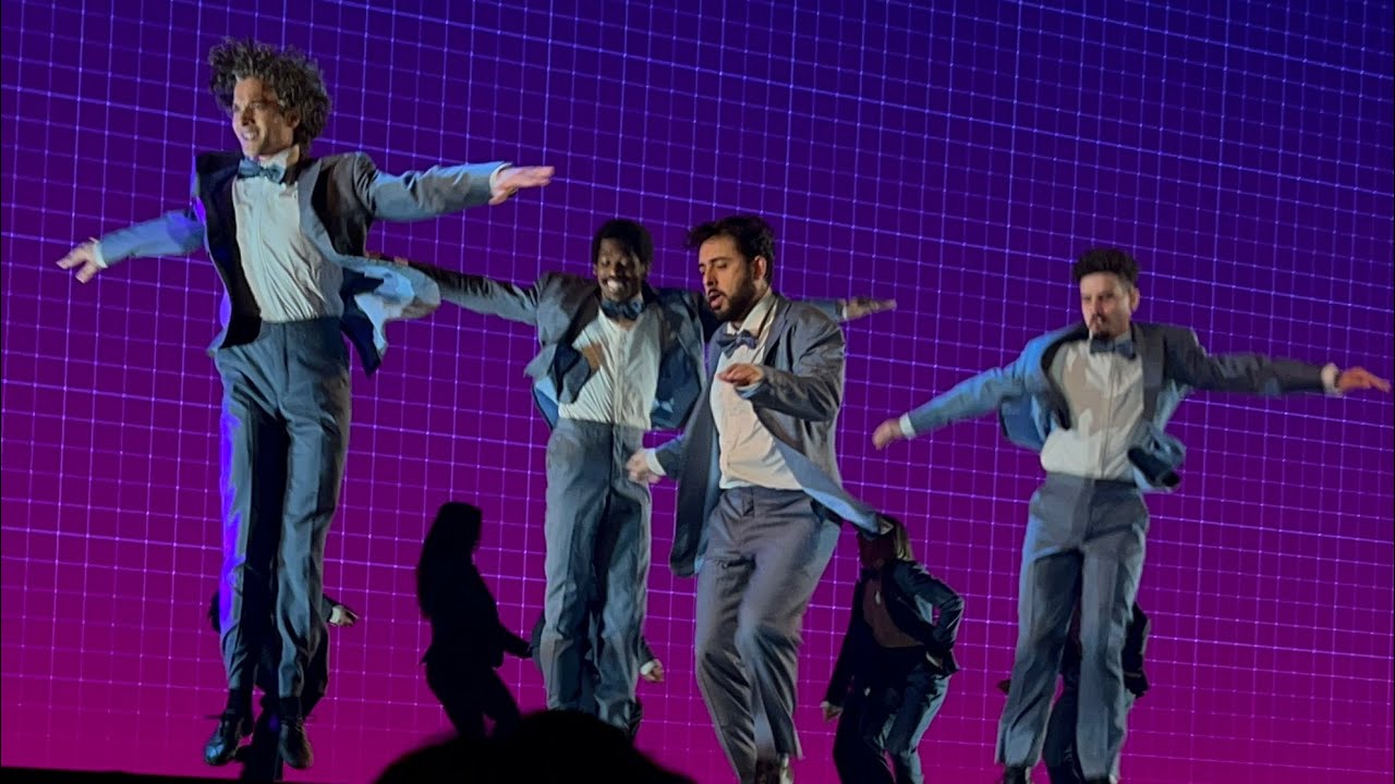 Bob Fosse’s DANCIN’ Bows