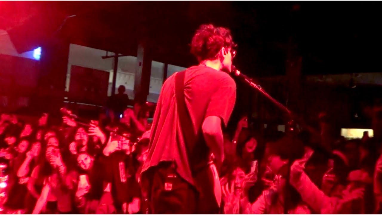 kit julie live (2023)