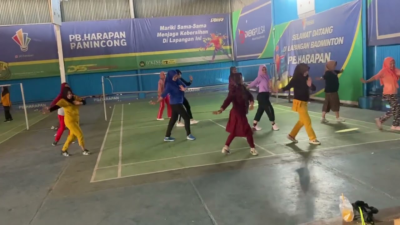 Senam aerobik seru moms Minaspa panincong || soppeng