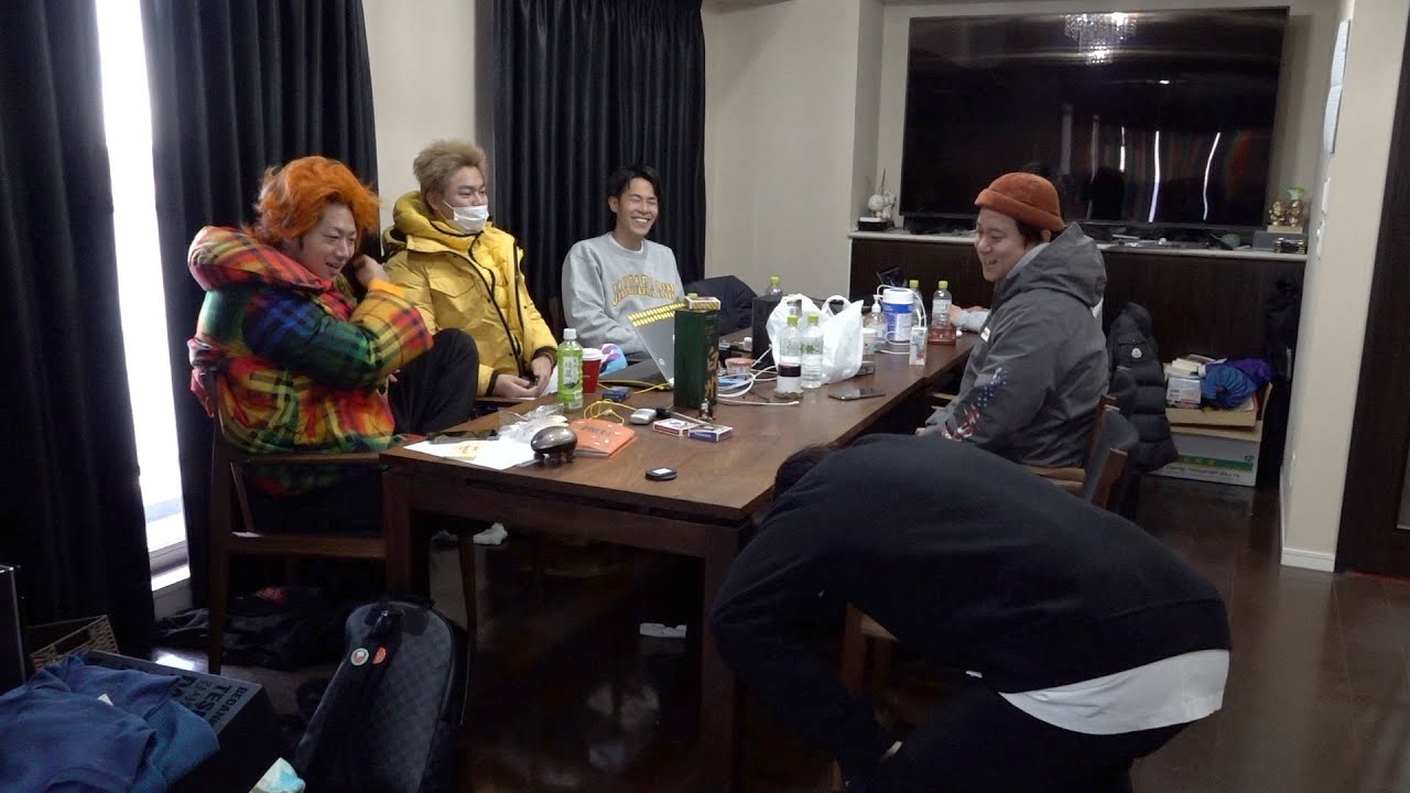 大遅刻した虫眼鏡をお説教します